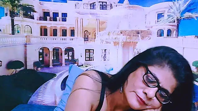 Živý XXX chat IndianAllure