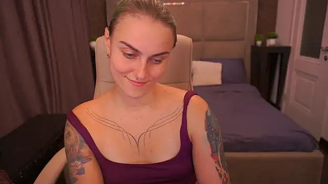 Chat XXX en directo de RayeReam