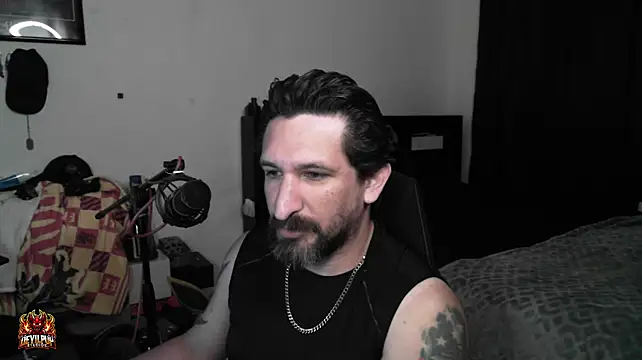 DevilPup75_ – Naživo XXX chat