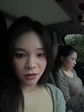 Kiera-T Pertunjukan Webcam