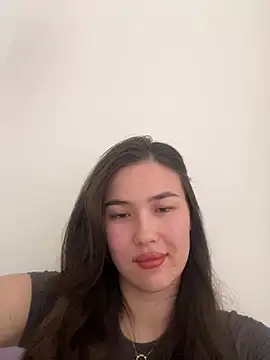 Baby_Miya_ Adlı Modelin Canlı XXX Sohbeti