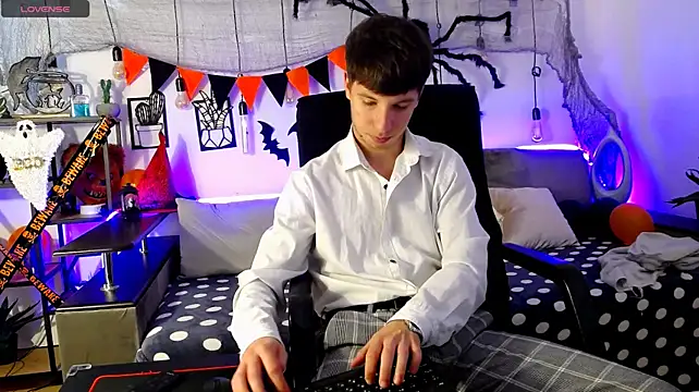 Онлайн чат XXX ThomasEdisonn
