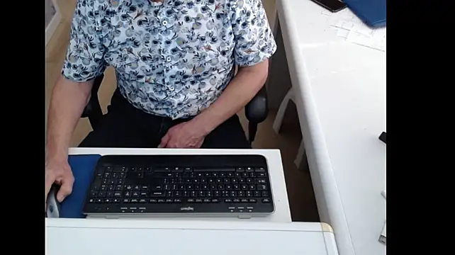 dutchpornking's Live XXX Chat