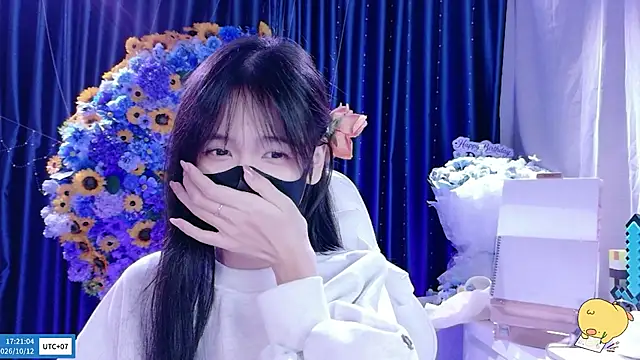 Your-Sunshinee's Live XXX Chat
