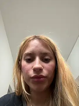 Barbie107 Chat XXX live