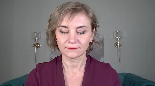 AdeleRocher Chat XXX in diretta