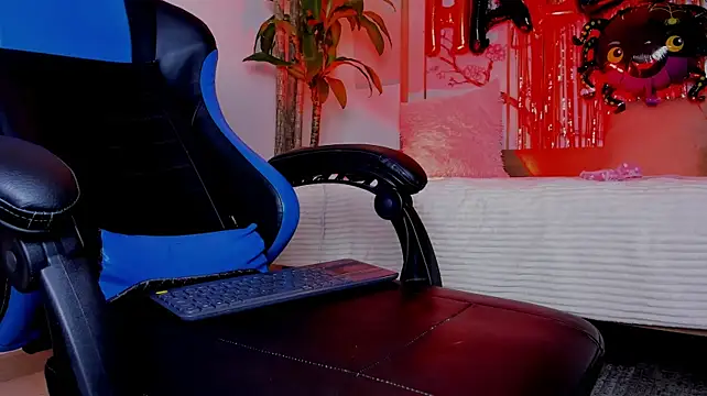 Chat +18 de Emily_bruss ao vivo