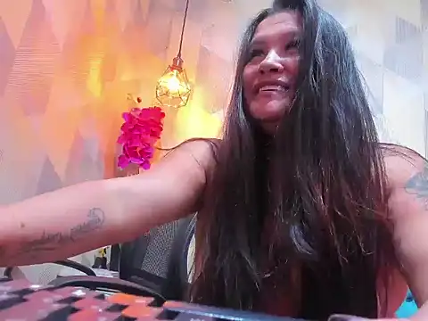 Chat +18 de Gabyandrews ao vivo