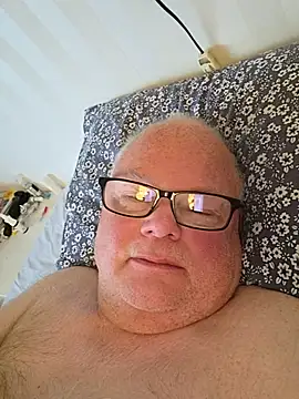 mullig57 Live XXX-Chat