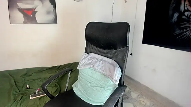Sophiagiraldo webcam show
