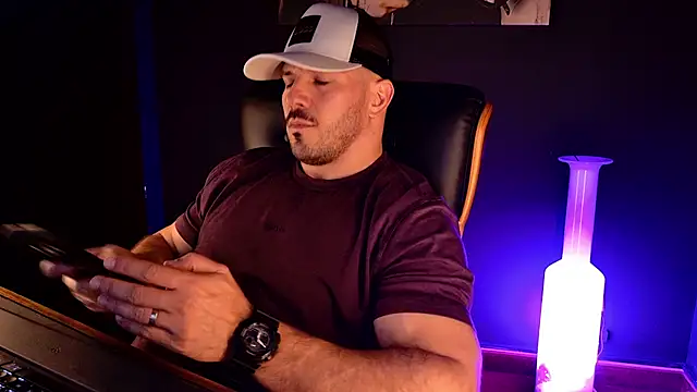 AngeloEric live XXX chat