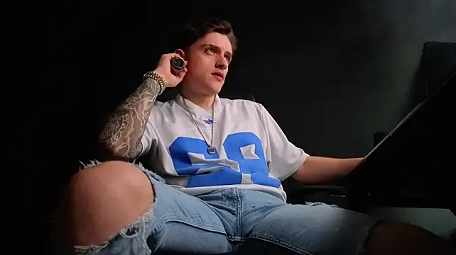 XXX chat uživo modela FelixStarkk