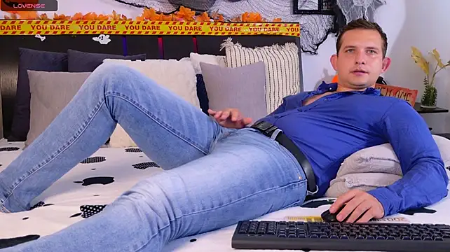 Jimmy_Doss Adlı Modelin Canlı XXX Sohbeti