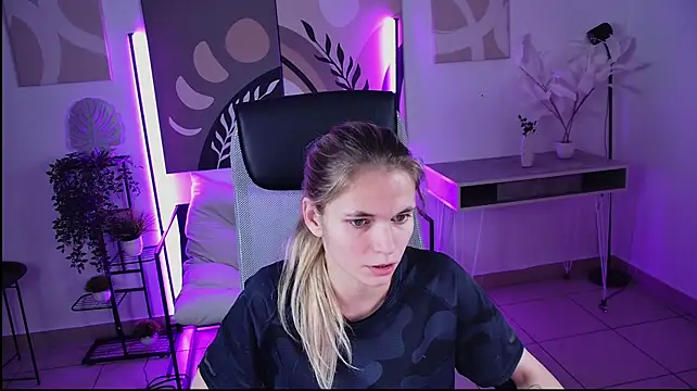 effyfetcher – Naživo XXX chat