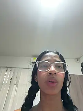ScarletEvanss_ 现场XXX聊天