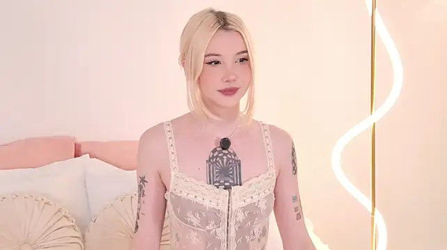 צ'אט XXX בשידור חי של Nesolla