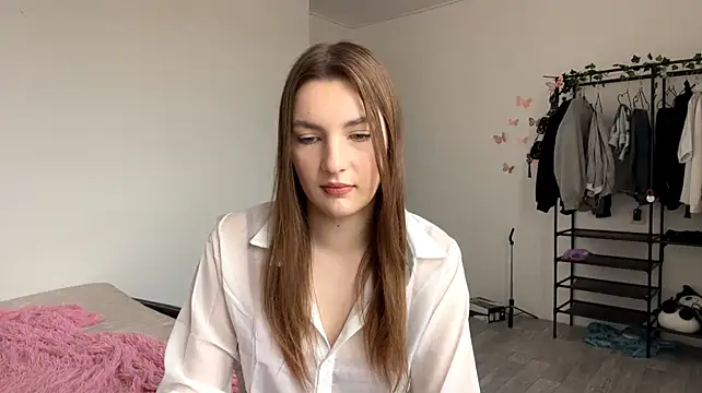 JuleCawood XXX чат на живо