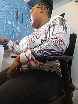 צ'אט XXX בשידור חי של Goddess_of_Hearts