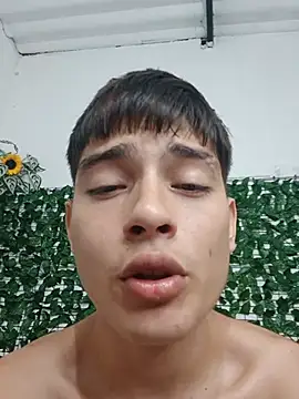 Chat XXX Live The_beby_guy