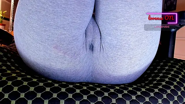 Cameltoe_squirt_inPants Chat XXX live