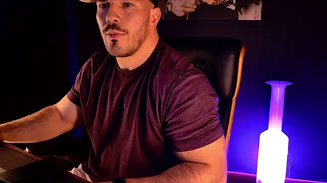 AngeloEric – Naživo XXX chat