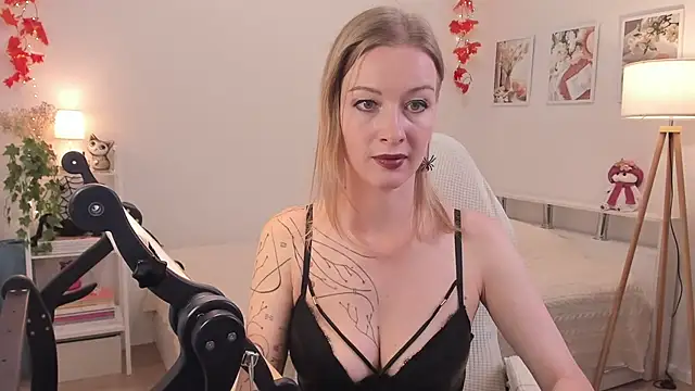SexyStitcher Chat XXX live