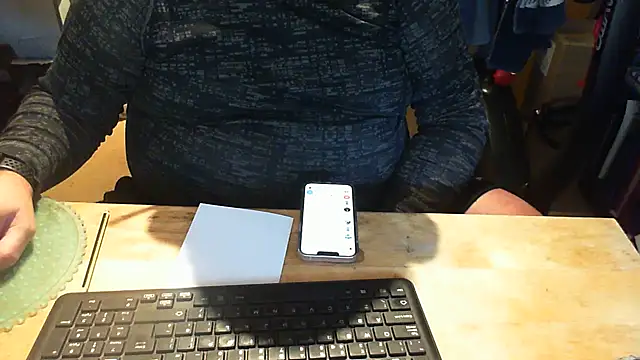 Owned_droneのライブXXXチャット