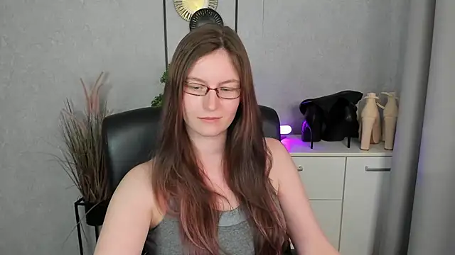 Chat +18 de emmaxDelight ao vivo