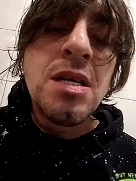 Jackdick1313 – Naživo XXX chat