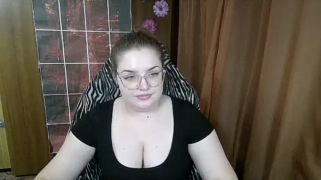 צ'אט XXX בשידור חי של Teasing_Dora