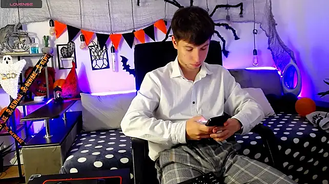 ThomasEdisonn – Naživo XXX chat