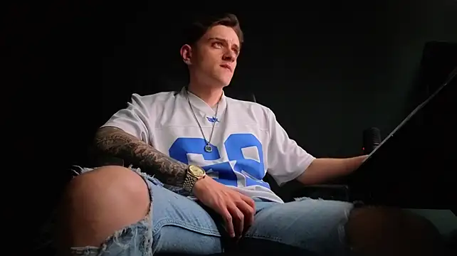 FelixStarkk 现场XXX聊天