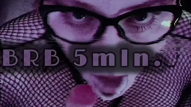 MilanaSkyingg – Naživo XXX chat