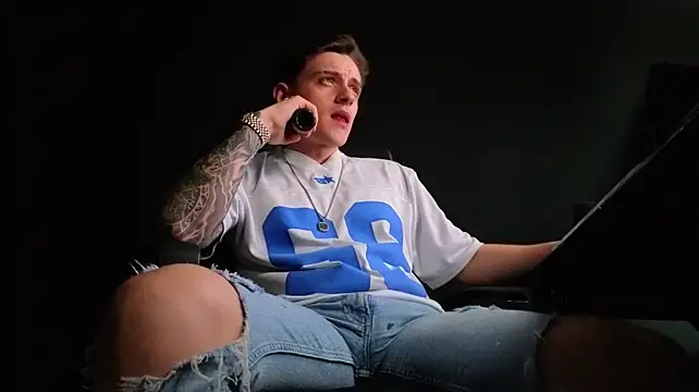 FelixStarkkn Live XXX chat