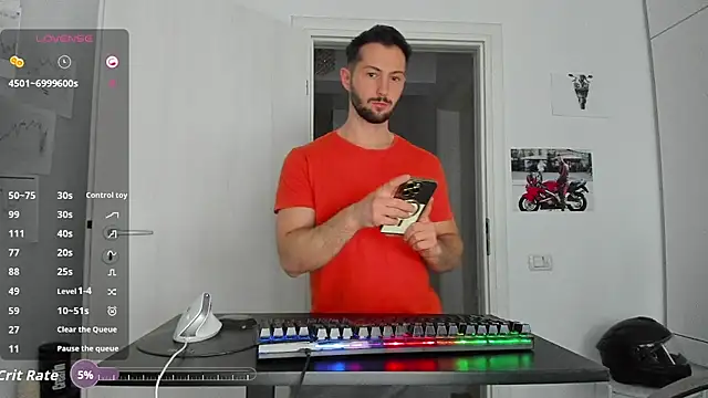 Czat XXX na żywo – ZackFraser