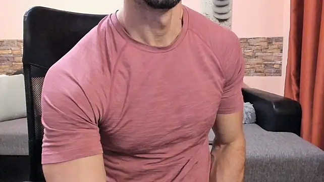 Chatroom XXX en direct de HotHunkTrainer