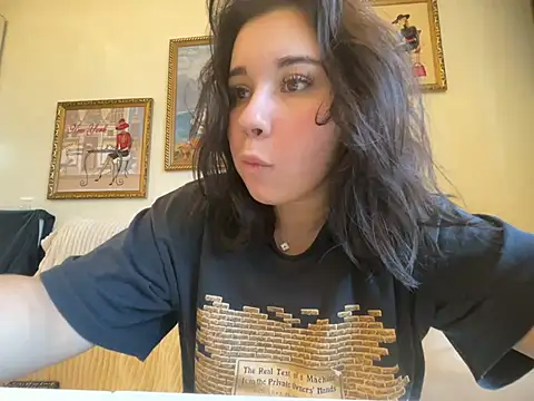Viviaaan_n's Live XXX Chat