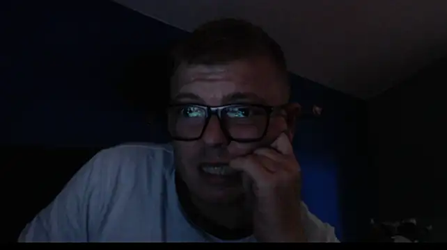Živý XXX chat blondeboy92