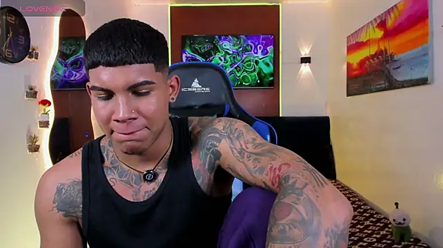 Damian_latinxxx's Webcam Show
