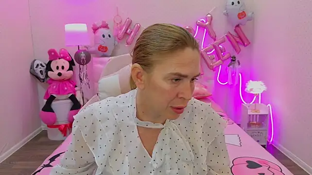 TessaDaybreak Chat XXX in diretta