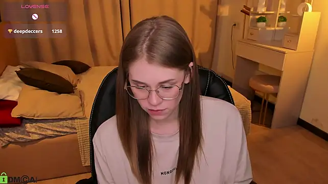 Онлайн чат XXX Alison_Doody