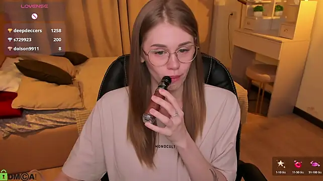 دردشة Alison_Doody الجنسية المباشرة