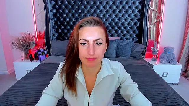 دردشة Rebecca_Diamond الجنسية المباشرة
