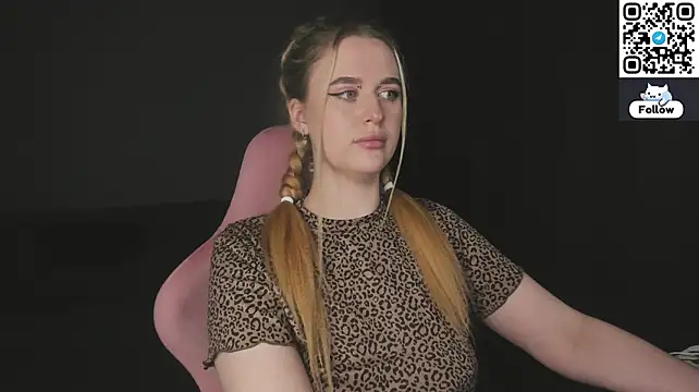 XXX chat uživo modela Betany_foxs