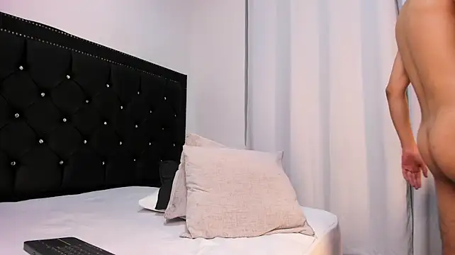 MaxLeons Chat XXX in diretta