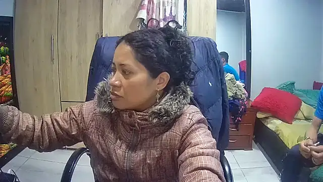 morenazaunica 现场XXX聊天