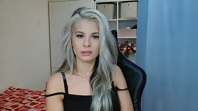 KristineGlow Live XXX-Chat