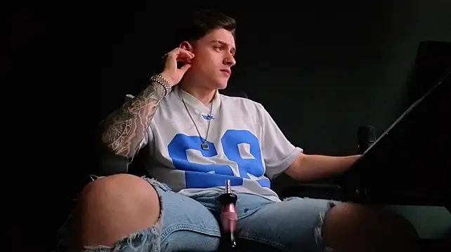 XXX chat uživo modela FelixStarkk