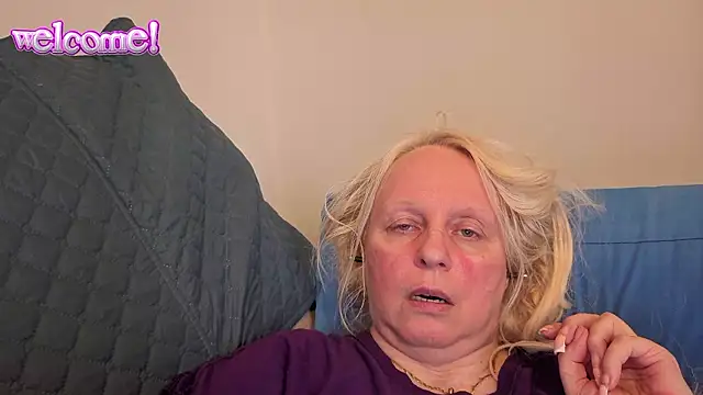 martachatte Adlı Modelin Canlı XXX Sohbeti