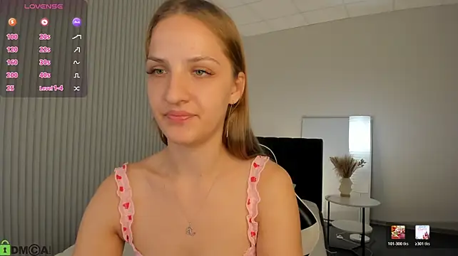 Luna_Vibee Live XXX-chat
